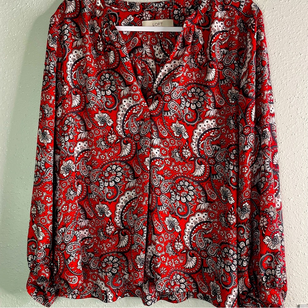 Loft Women Floral Long sleeve blouse top size Large